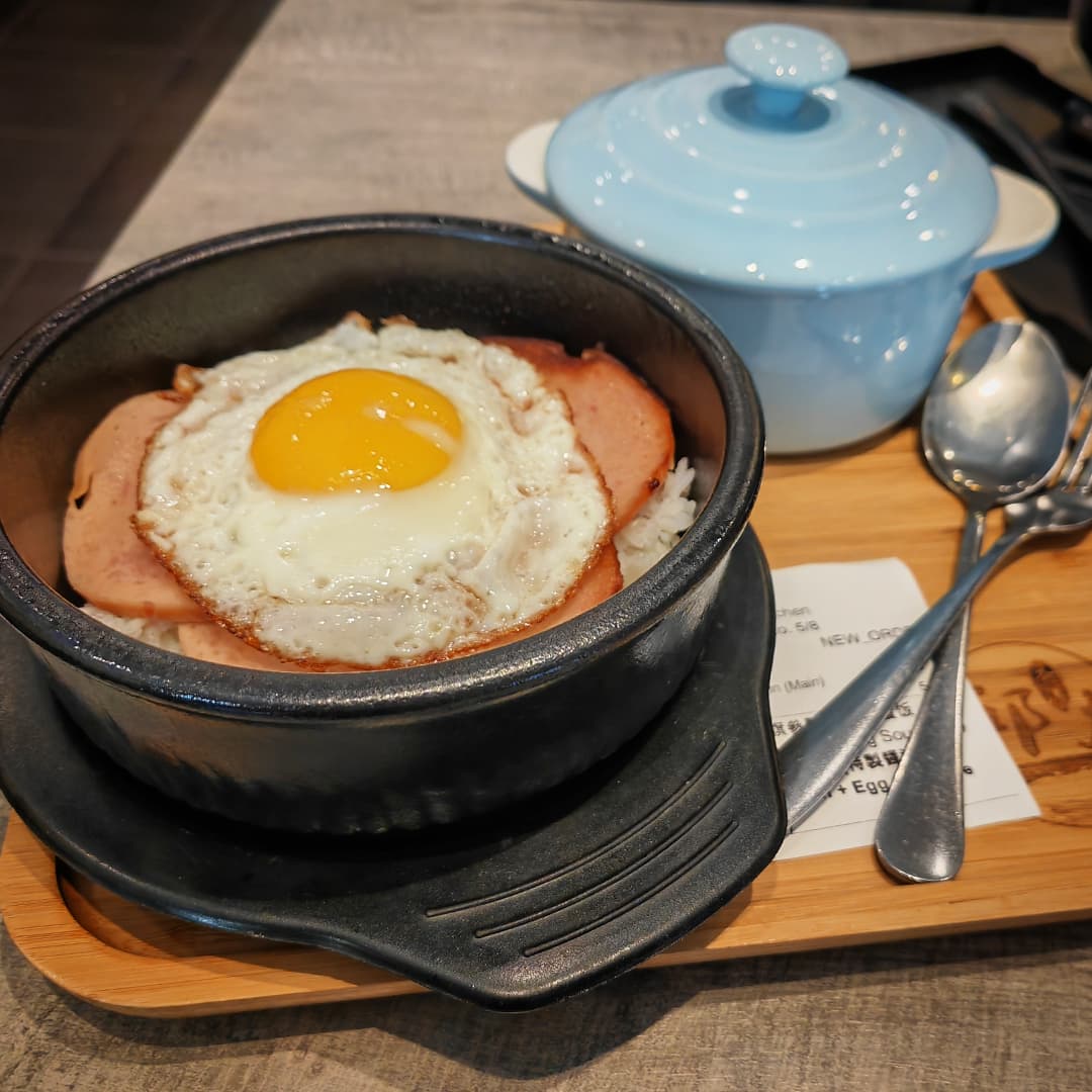 Mrs Yau Canteen 邱太食堂 7